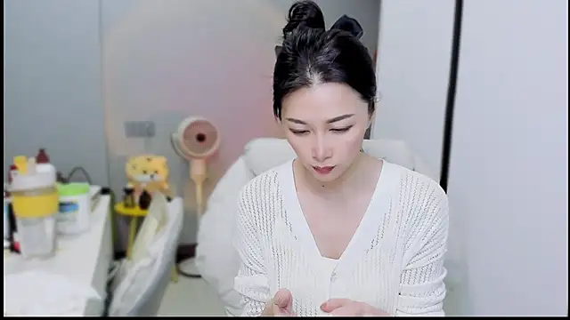 A dabo online show from 25, 11, 2025