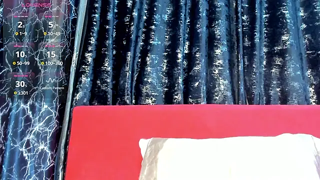 Snapshot of Siena_Amaris chatting on 20, 11, 2025 Siena Amaris online show from 20, 11, 2025