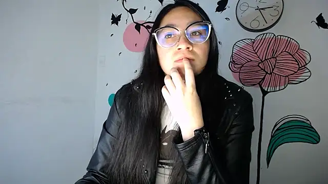 Snapshot of Arielle_lov chatting on 1, 3, 2025 Arielle lov online show from 1, 3, 2025