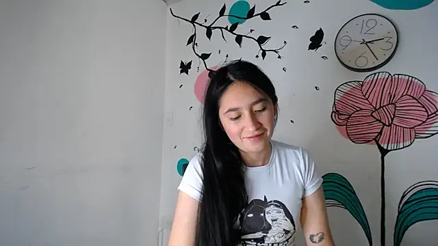 Snapshot of Arielle_lov chatting on 1, 3, 2025 Arielle lov online show from 1, 3, 2025