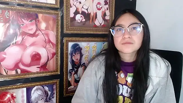 Snapshot of Arielle_lov chatting on 4, 3, 2025 Arielle lov online show from 4, 3, 2025