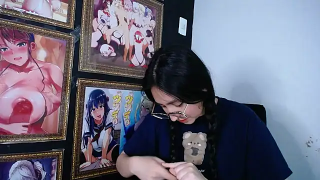 Snapshot of Arielle_lov chatting on 6, 3, 2025 Arielle lov online show from 6, 3, 2025