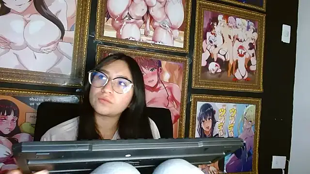 Snapshot of Arielle_lov chatting on 12, 3, 2025 Arielle lov online show from 12, 3, 2025