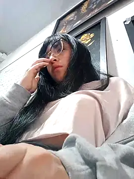 Snapshot of Arielle_lov chatting on 19, 10, 2025 Arielle lov online show from 19, 10, 2025