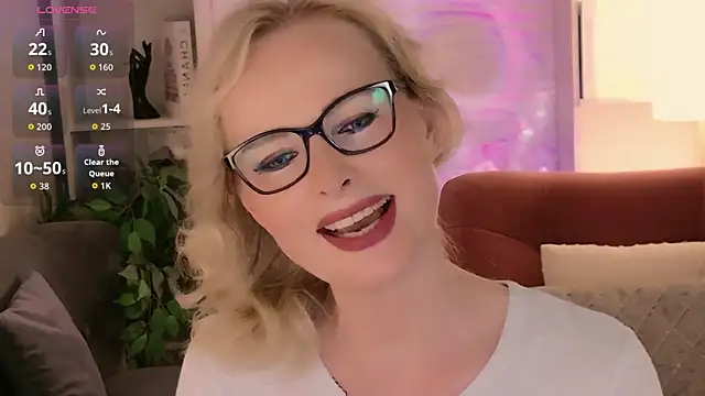 Sandra Kind online show from 12, 7, 2026