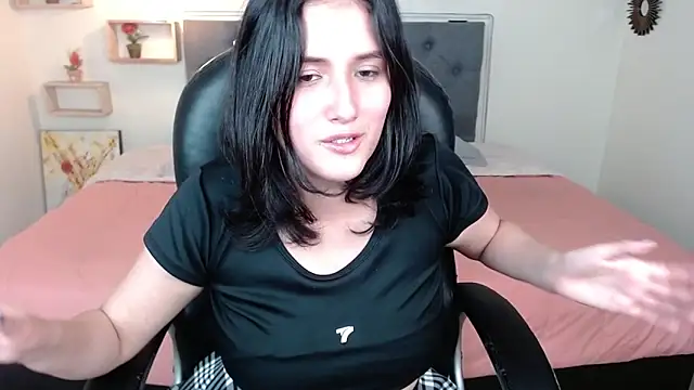 Snapshot of amy_royale chatting on 15, 3, 2025 amy royale online show from 15, 3, 2025