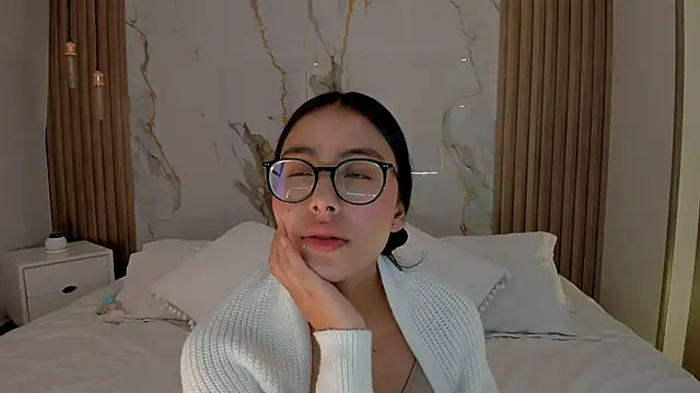 miss martiina online show from 12, 9, 2025