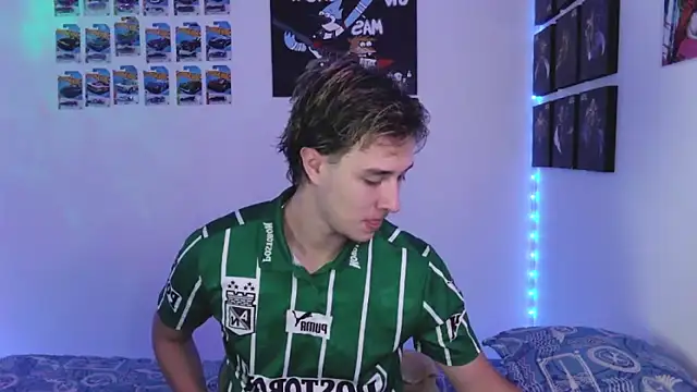 Snapshot of jack_walker190 chatting on 9, 11, 2025 jack walker190 online show from 9, 11, 2025