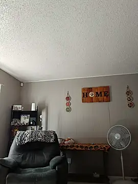 HTXBELLE online show from 9, 11, 2025