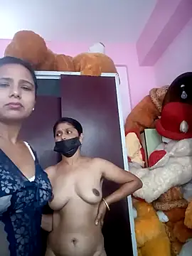 Snapshot of sxe983616 chatting on 24, 2, 2025 sxe983616 online show from 24, 2, 2025