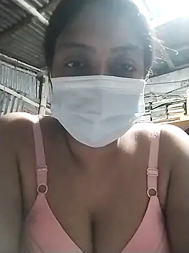 Snapshot of cuteangel9999 chatting on 4, 11, 2025 cuteangel9999 online show from 4, 11, 2025