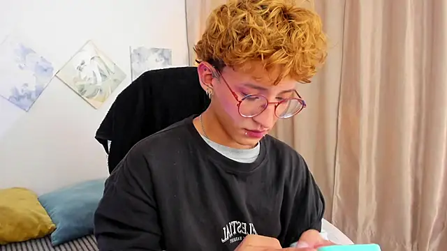 iiangel  online show from 3, 2, 2026