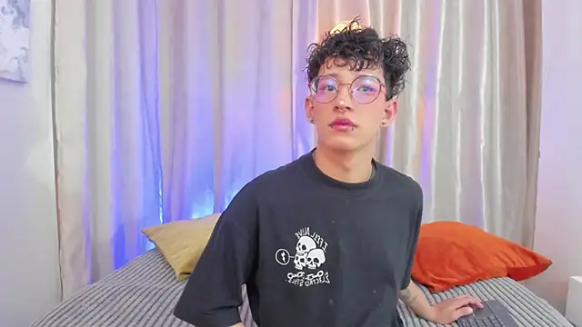 iiangel  online show from 28, 2, 2026