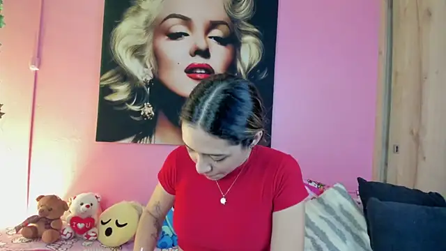 Snapshot of TANIA_06 chatting on 9, 7, 2026 TANIA 06 online show from 9, 7, 2026