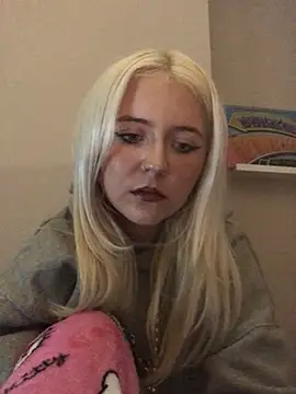 Blondie Sofia Essexbabe online show from 8, 11, 2025