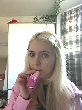 Blondie Sofia Essexbabe online show from 21, 11, 2025