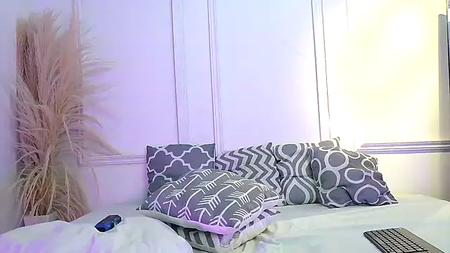 luna stanford online show from 13, 3, 2025