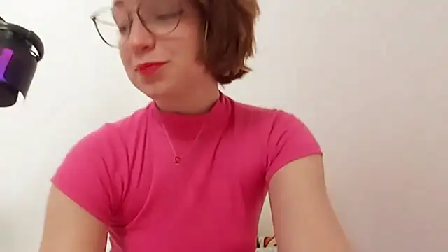 Snapshot of Elise_Nyx chatting on 13, 9, 2025 Elise Nyx online show from 13, 9, 2025