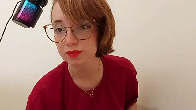 Snapshot of Elise_Nyx chatting on 27, 9, 2025 Elise Nyx online show from 27, 9, 2025