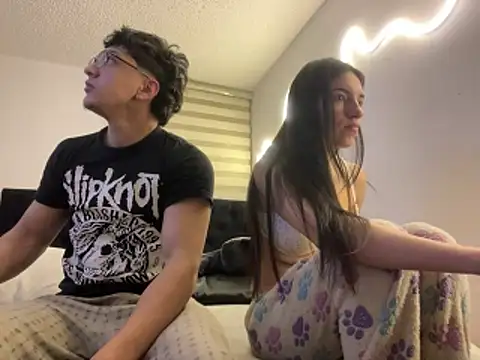 DesireLuxe online show from 13, 4, 2026