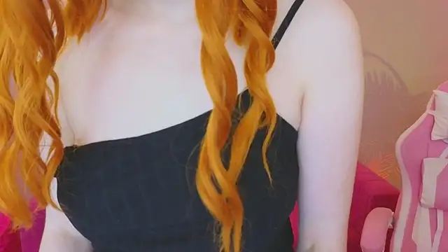 KristinMoore online show from 15, 3, 2025