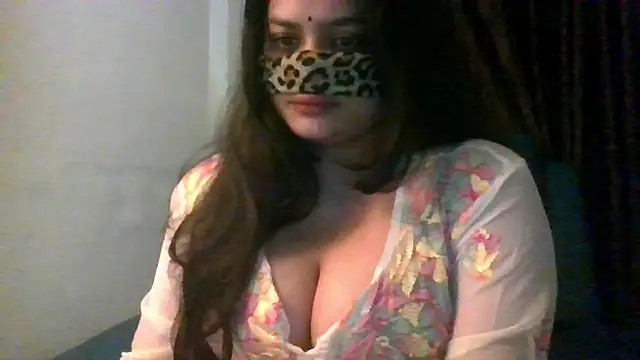 Snapshot of LustyTasha chatting on 15, 12, 2025 LustyTasha online show from 15, 12, 2025