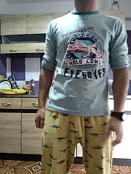 Snapshot of andreiiiii2025 chatting on 18, 3, 2025 andreiiiii2025 online show from 18, 3, 2025