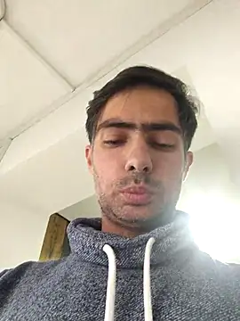 Snapshot of andreiiiii2025 chatting on 6, 10, 2025 andreiiiii2025 online show from 6, 10, 2025