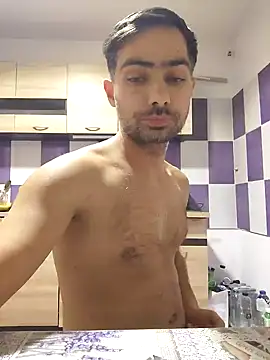 Snapshot of andreiiiii2025 chatting on 15, 12, 2025 andreiiiii2025 online show from 15, 12, 2025