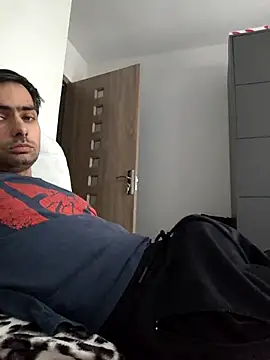 Snapshot of andreiiiii2025 chatting on 6, 1, 2026 andreiiiii2025 online show from 6, 1, 2026