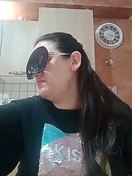 Dolcecurvy online show from 20, 3, 2025