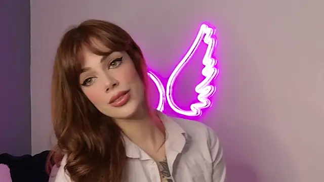 FrancescaFerra online show from 8, 10, 2025