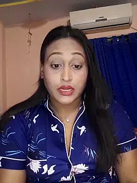 Snapshot of hotlovr chatting on 8, 3, 2025 hotlovr online show from 8, 3, 2025