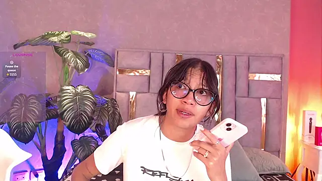 Tyla Ks online show from 20, 9, 2025