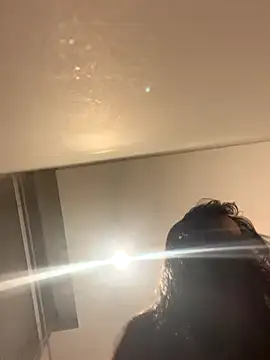 Tyla Ks online show from 24, 11, 2025