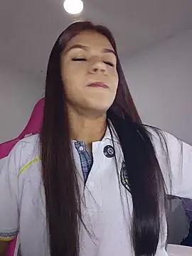 Snapshot of sophia_ramirez12 chatting on 25, 5, 2026 sophia ramirez12 online show from 25, 5, 2026