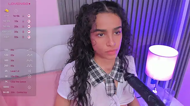 honey sofii  online show from 12, 3, 2025