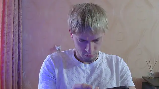 Snapshot of frama666 chatting on 9, 4, 2026 frama666 online show from 9, 4, 2026