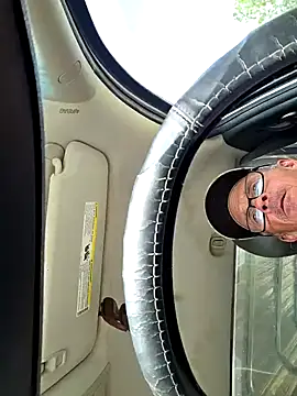 chris8827 online show from 7, 10, 2025