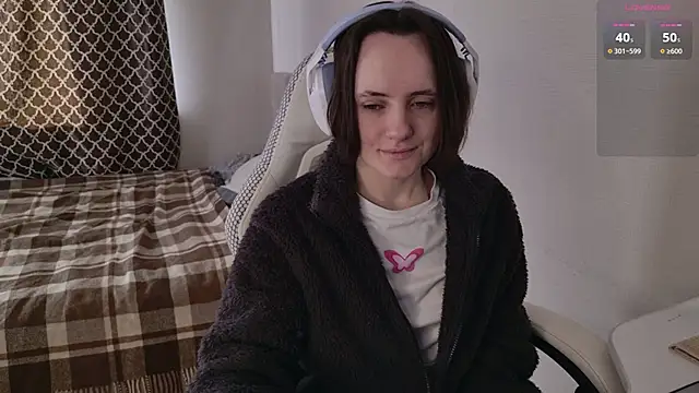 Luna Loveee online show from 20, 4, 2026