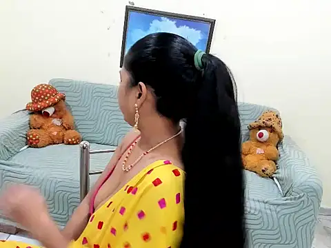 leahgotiii online show from 18, 12, 2025