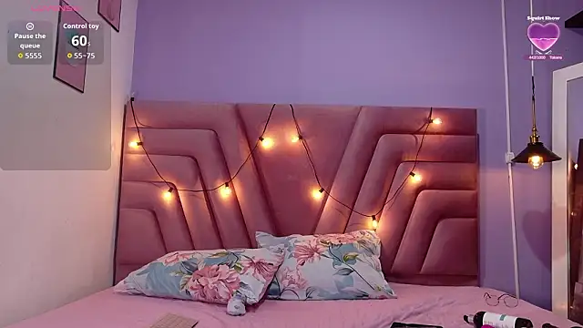 innocenthazel online show from 10, 2, 2026