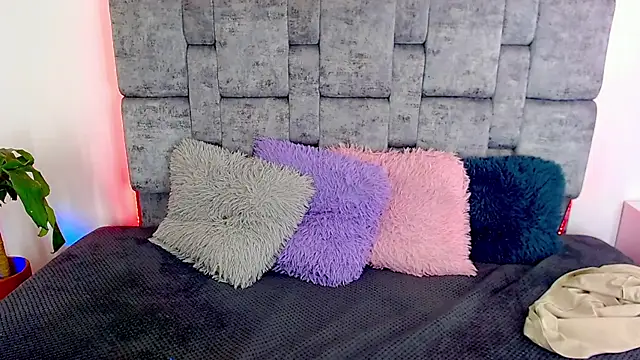 Snapshot of skinny_bigcock02 chatting on 25, 2, 2025 skinny bigcock02 online show from 25, 2, 2025