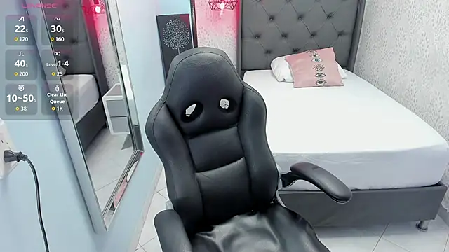 MEGANZARICK online show from 4, 11, 2025