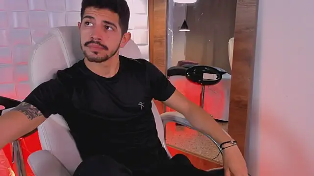 AlejandroStormm online show from 10, 9, 2025