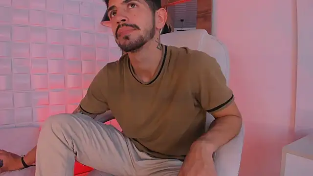 AlejandroStormm online show from 19, 10, 2025