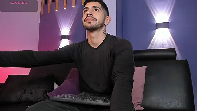 AlejandroStormm online show from 21, 6, 2026