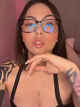 Snapshot of wicked_babyy chatting on 27, 2, 2025 wicked babyy online show from 27, 2, 2025