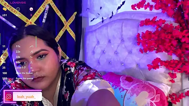 Leah yuah  online show from 18, 10, 2025