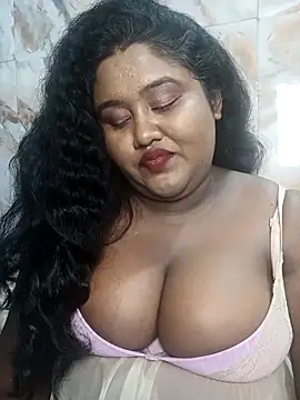 Snapshot of horny_diana chatting on 17, 10, 2025 horny diana online show from 17, 10, 2025